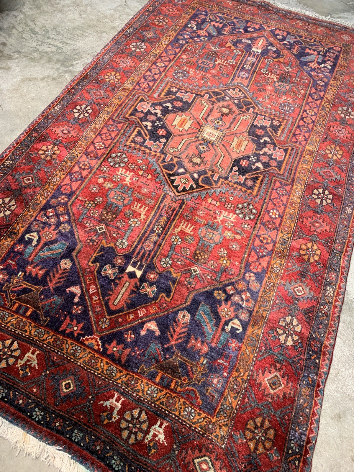 Collector  Item - 4'3"x7'7" Antique Fine 100%  Wool Pile Bidjare Area Rug
