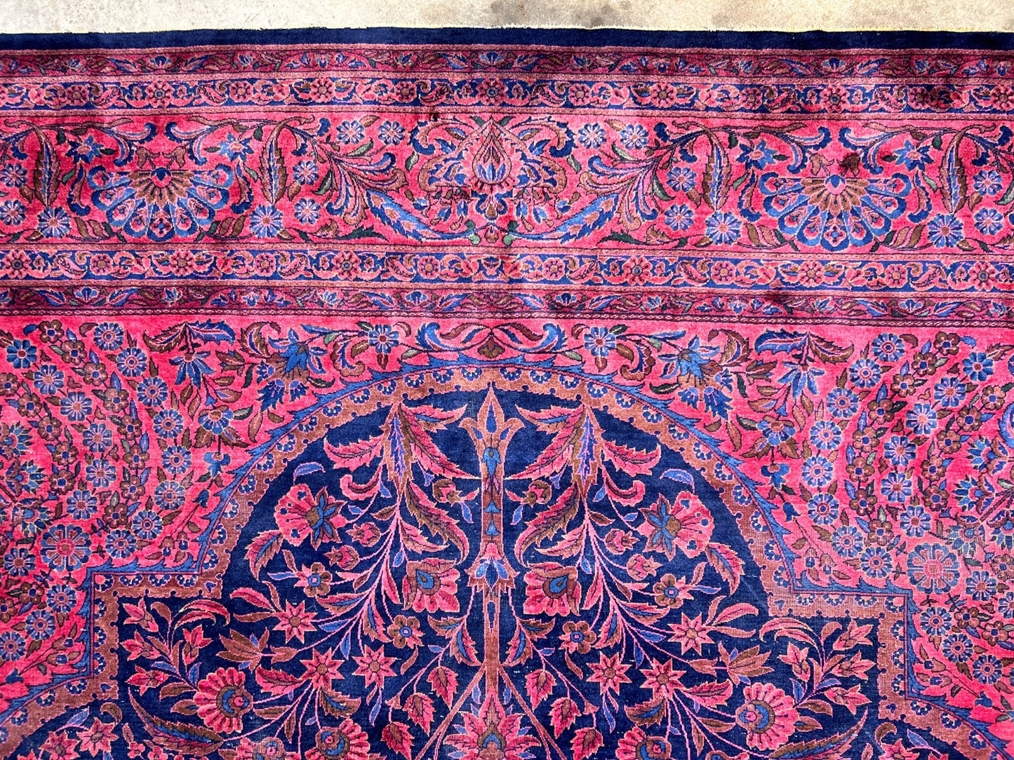 Collector Antique 8'6"x12' Extra Fine Hand-Knotted Wool Kashane Rug