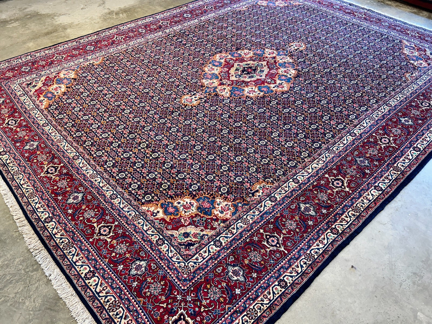 8'11"x11'8" Hand-Knotted 100% Wool Pile Bidjar Rug