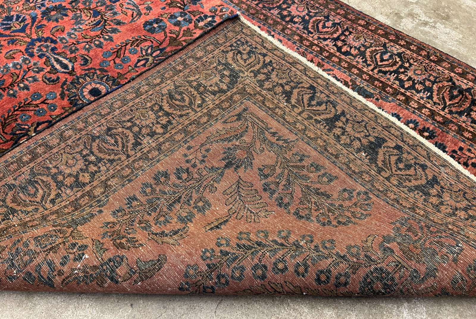 4'9"x6'3" Collector Antique Hand-Knotted 100% Wool Sarouke Rug