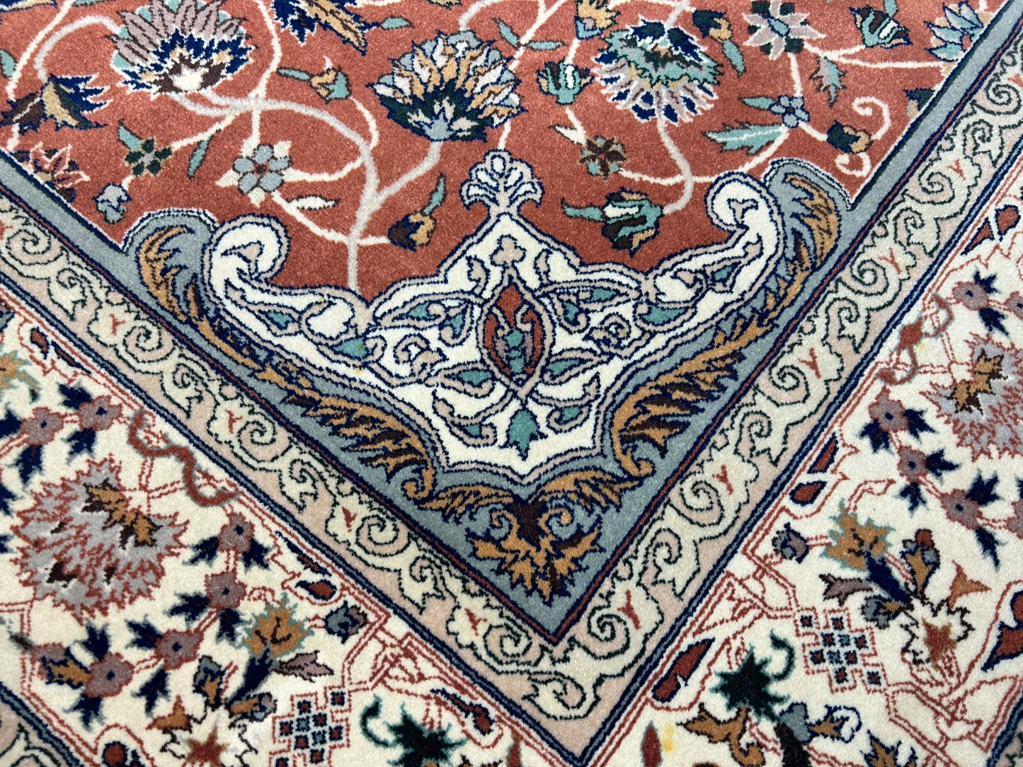 6'0"x9'1" Hand-Knotted 100% Wool Pile SinoPersian Carpet - Area Rug