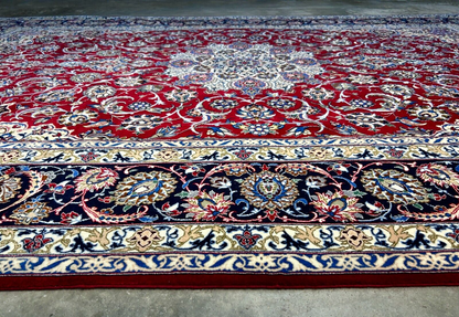 6'9"x10'3" Extra-Fine Hand-Knotted Wool & Silk Blend Isfahane Carpet - Area Rug