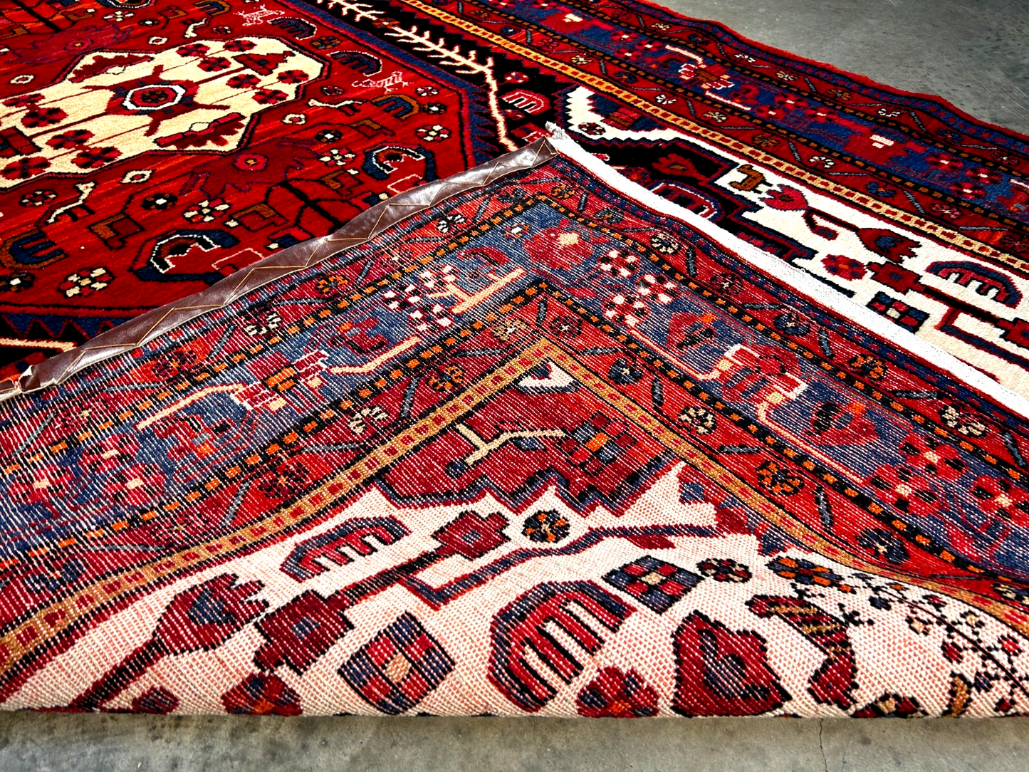 5'10" x 10'11" Hand-Knotted 100% Wool Pile Nahavande Area Rug
