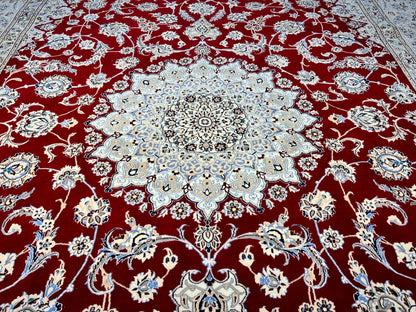 6'7"x9'6" Fine Hand-Knotted Wool & Silk Naine Rug - Area Carpet