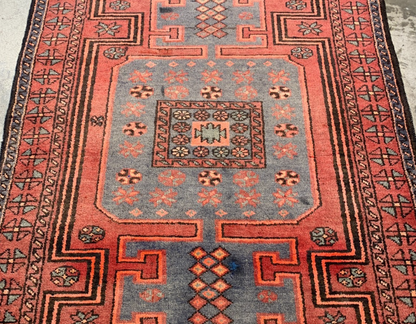 4'2" x 6'5" Antique Hand-Knotted 100% Wool Pile Hamadane Area Rug