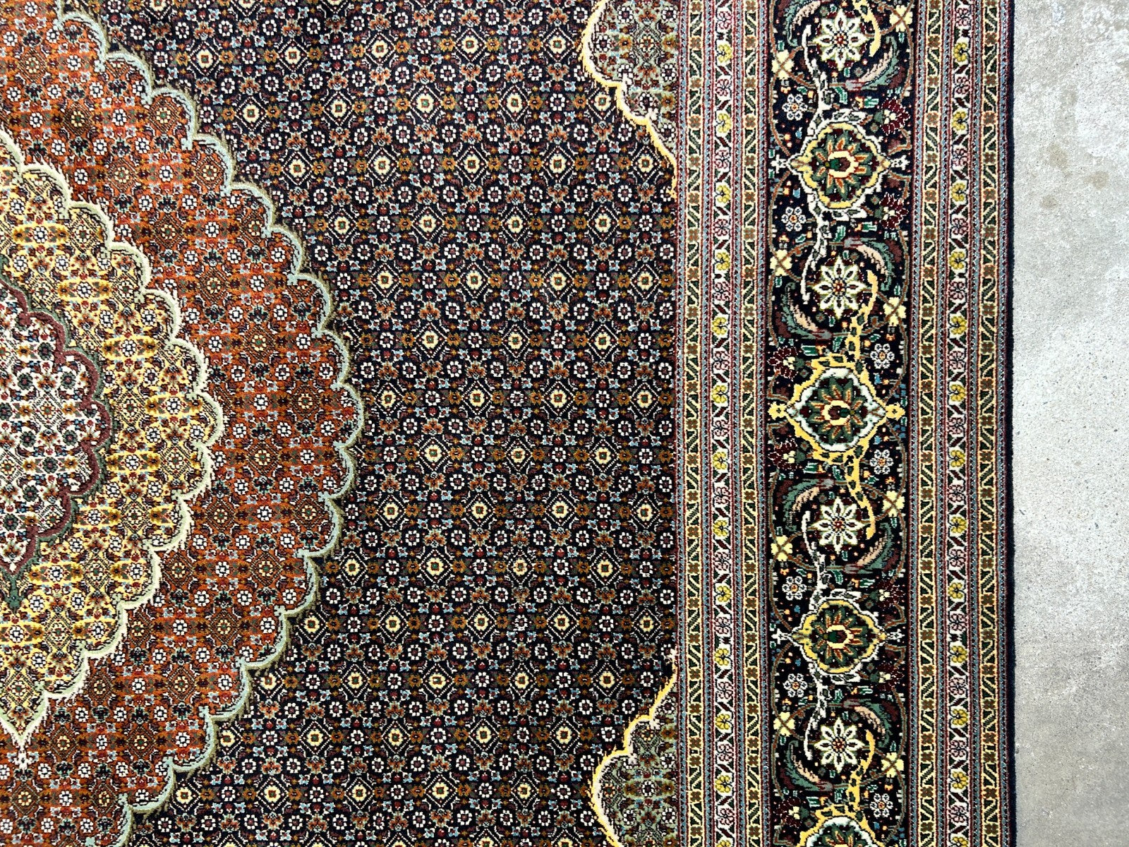 6'8"x10'3" Fine Hand-Knotted Wool & Silk Blend Tabrize Mahi Carpet - Area Rug