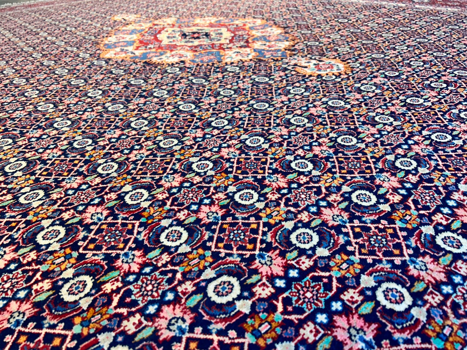 8'11"x11'8" Hand-Knotted 100% Wool Pile Bidjar Rug