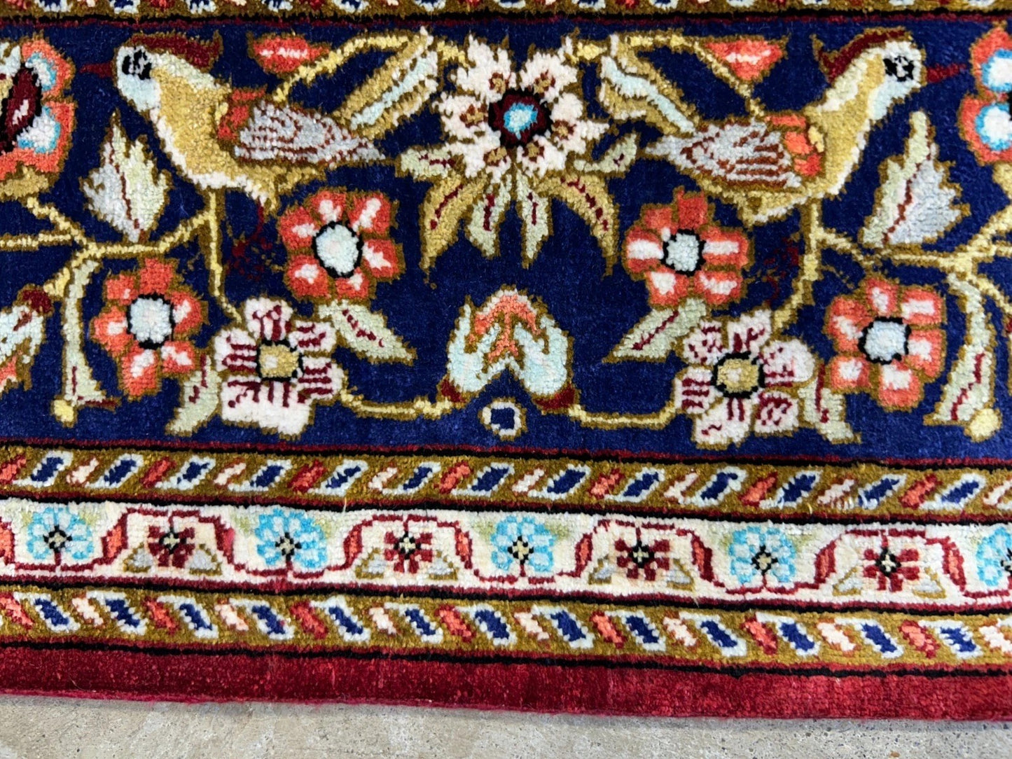 3'3"x5' Exquisite Fine Hand-Knotted 100% Silk Qume Area Rug