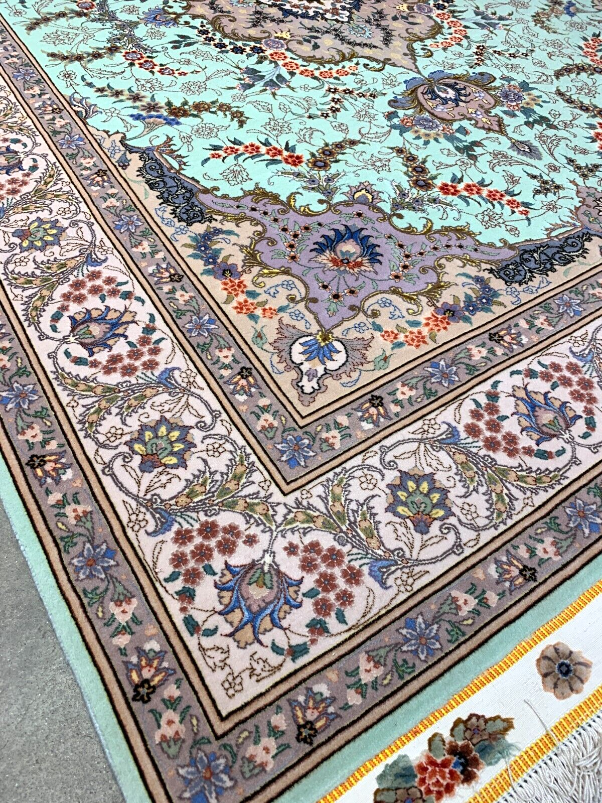4'10"x7' Extremely Fine Hand-Knotted Wool & Silk Blend Tabrize Carpet - Area Rug