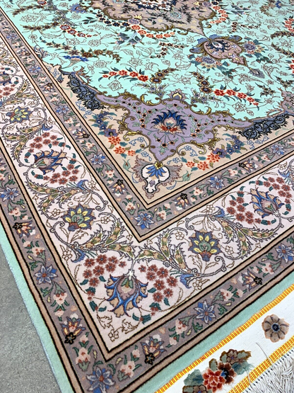 4'10"x7' Extremely Fine Hand-Knotted Wool & Silk Blend Tabrize Carpet - Area Rug
