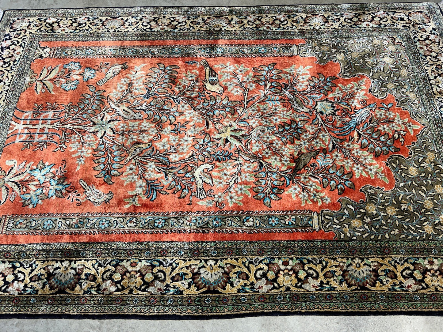 3'3"x5'7" Exquisite Fine Hand-Knotted 100% Silk Tree of Life Area Rug