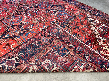 8'3"x11'4" Hand-Knotted 100% Wool Pile Herize Rug