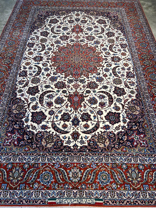 6'9"x9'10" Extra Fine Hand-Knotted Wool & Silk Isfahane Seirafian Rug