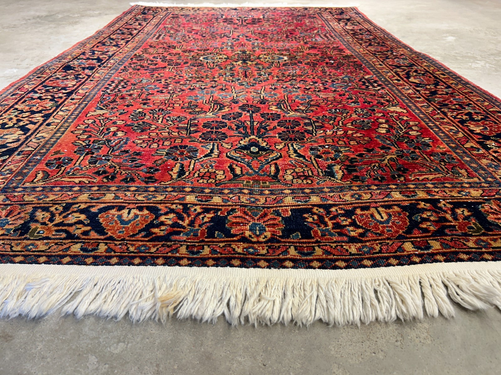 4'3"x6'9" Antique Hand-Knotted 100% Wool Pile Sarouke Area Rug - Carpet