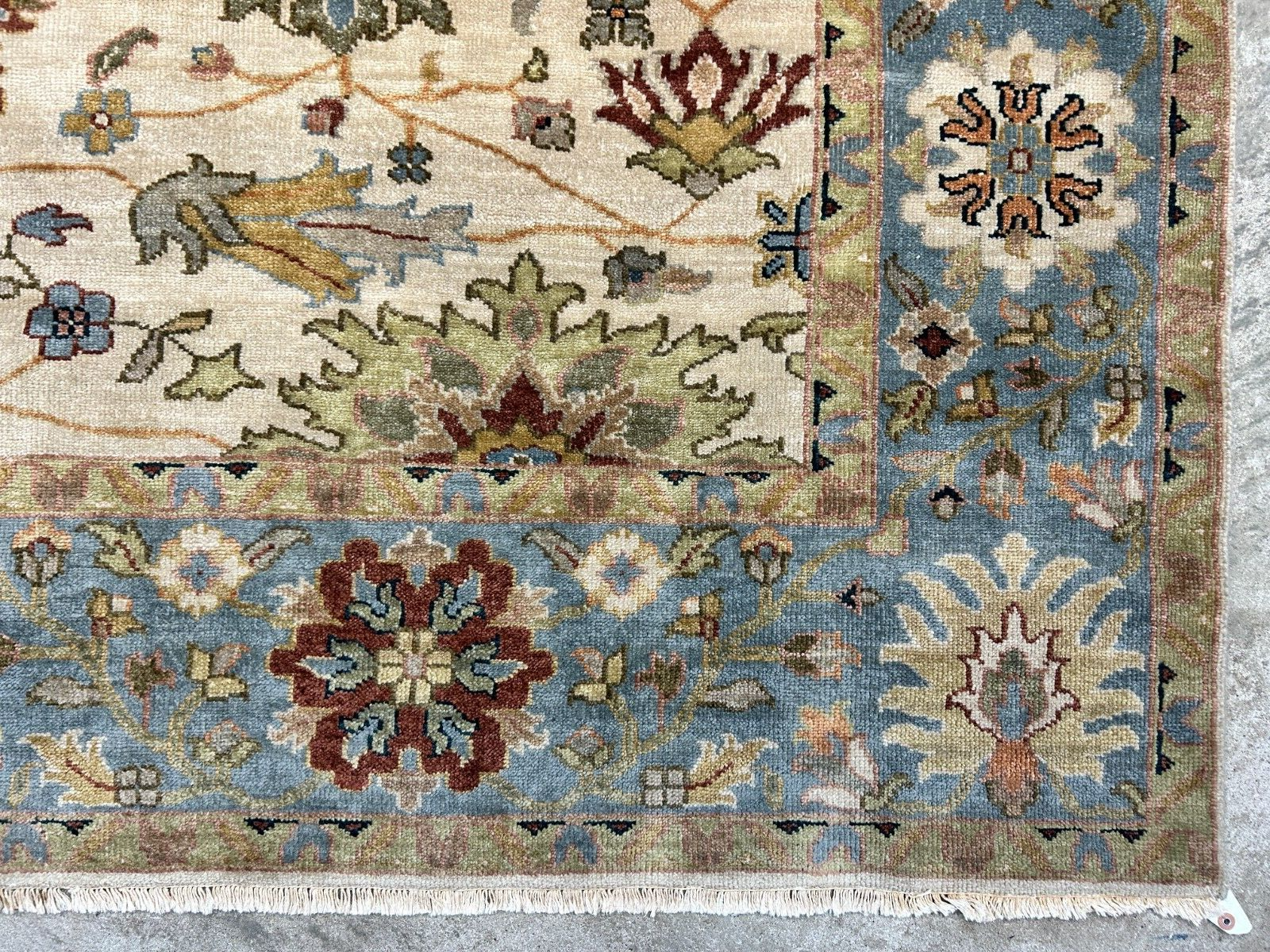 8' x 9'10" Hand-Knotted 100% Wool Carpet - Indian Mahal Area Rug