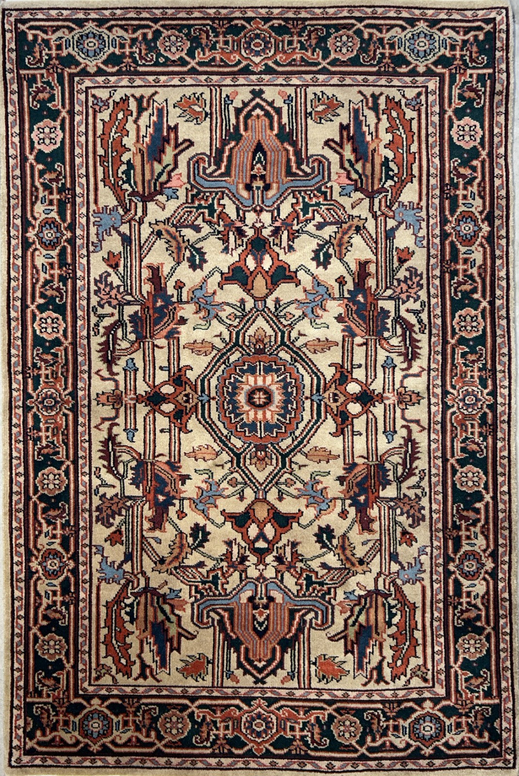 4'x6' Fine Hand-Knotted 100% Wool PileMahal Design Area Rug - Carpet