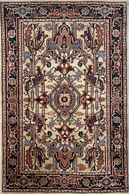 4'x6' Fine Hand-Knotted 100% Wool PileMahal Design Area Rug - Carpet