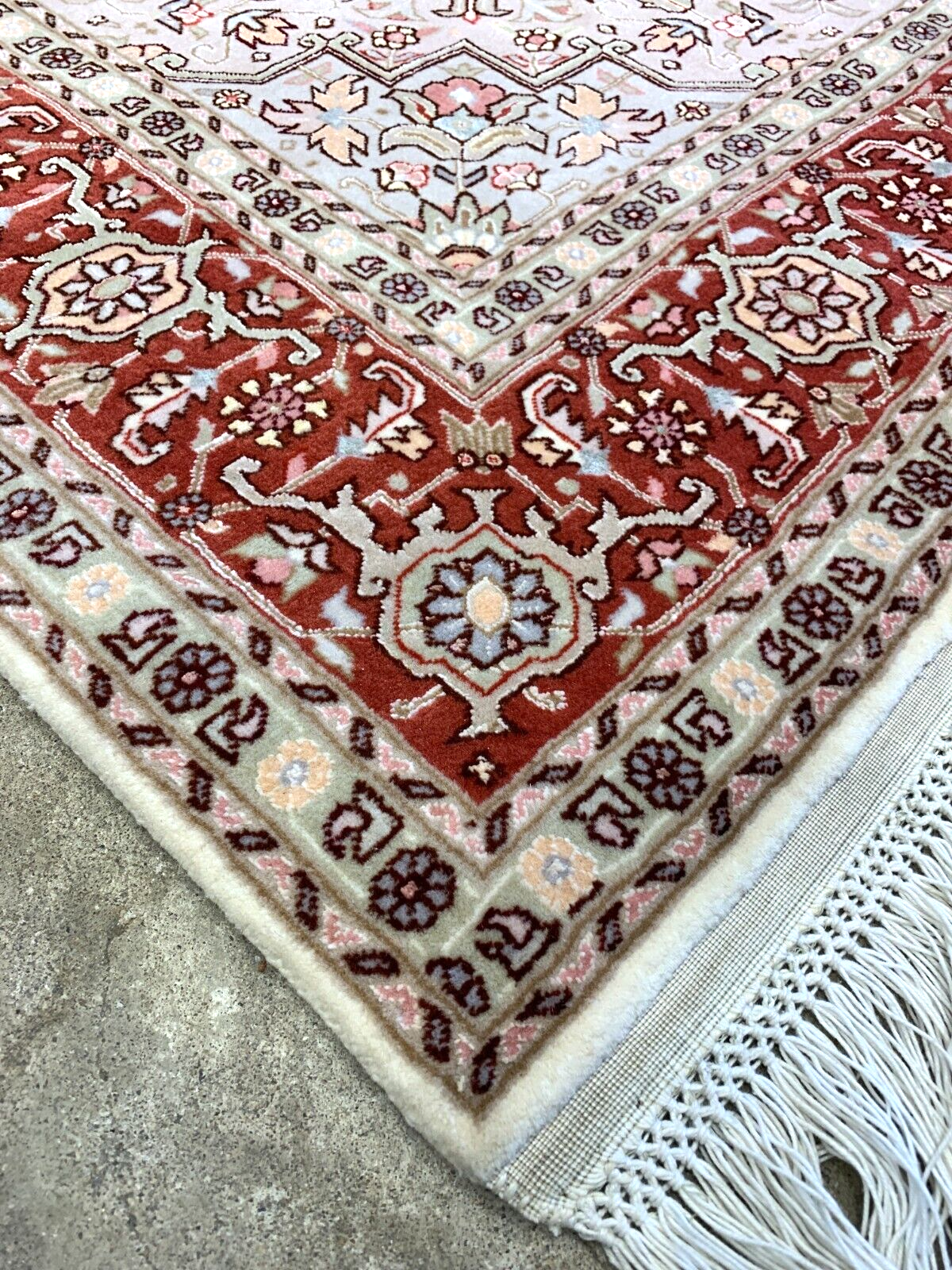 4'10"x6'8" Very Fine Hand-Knotted Wool & Silk Blend Tabrize Carpet - Area Rug