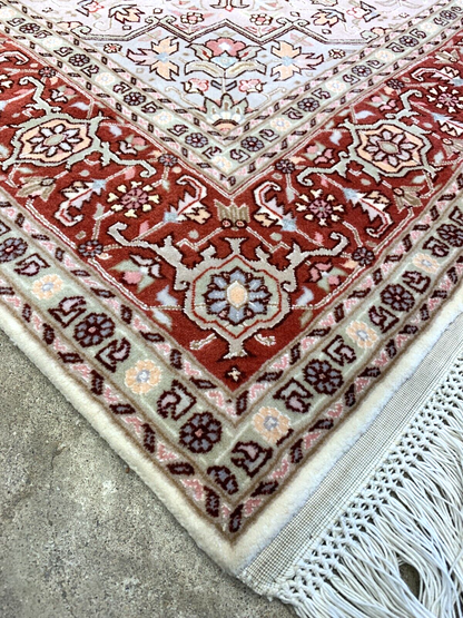 4'10"x6'8" Very Fine Hand-Knotted Wool & Silk Blend Tabrize Carpet - Area Rug