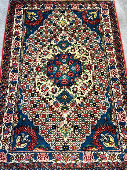 3'5"x4'11" Hand-Knotted 100% Lamb Wool Bakhtiarie Area Rug