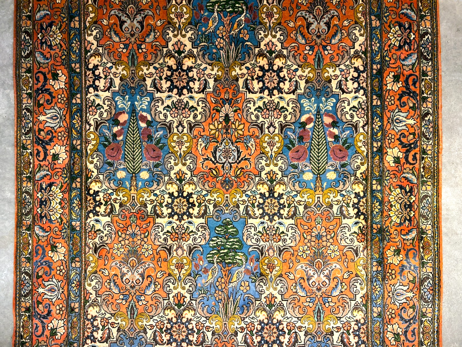 6'7"x10'5" Hand-Knotted 100% Lamb Wool Bakhtiarie Carpet - Area Rug