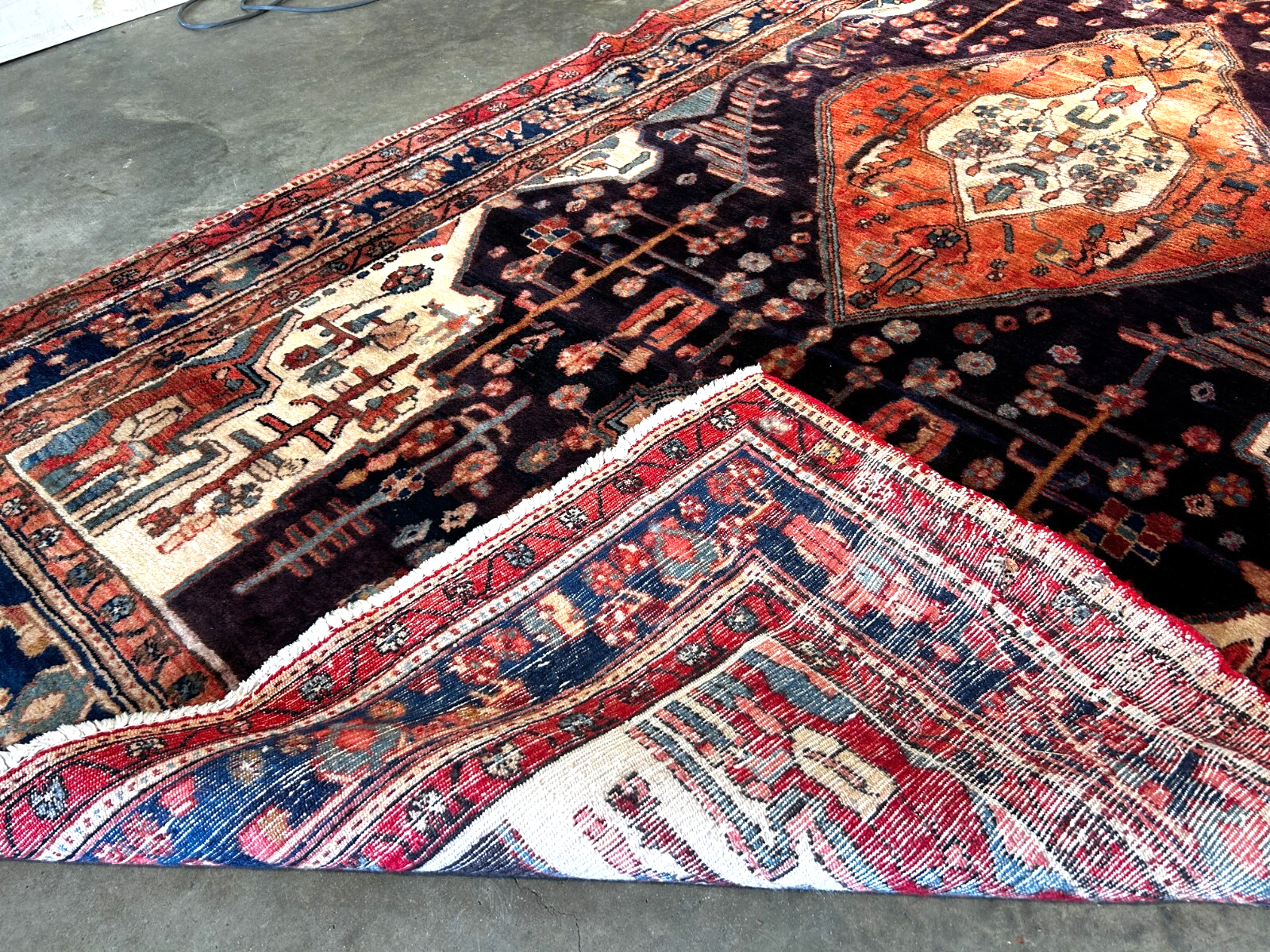 5'7" x 10'9" Hand-Knotted 100% Wool Pile Nahavande Area Rug - Carpet