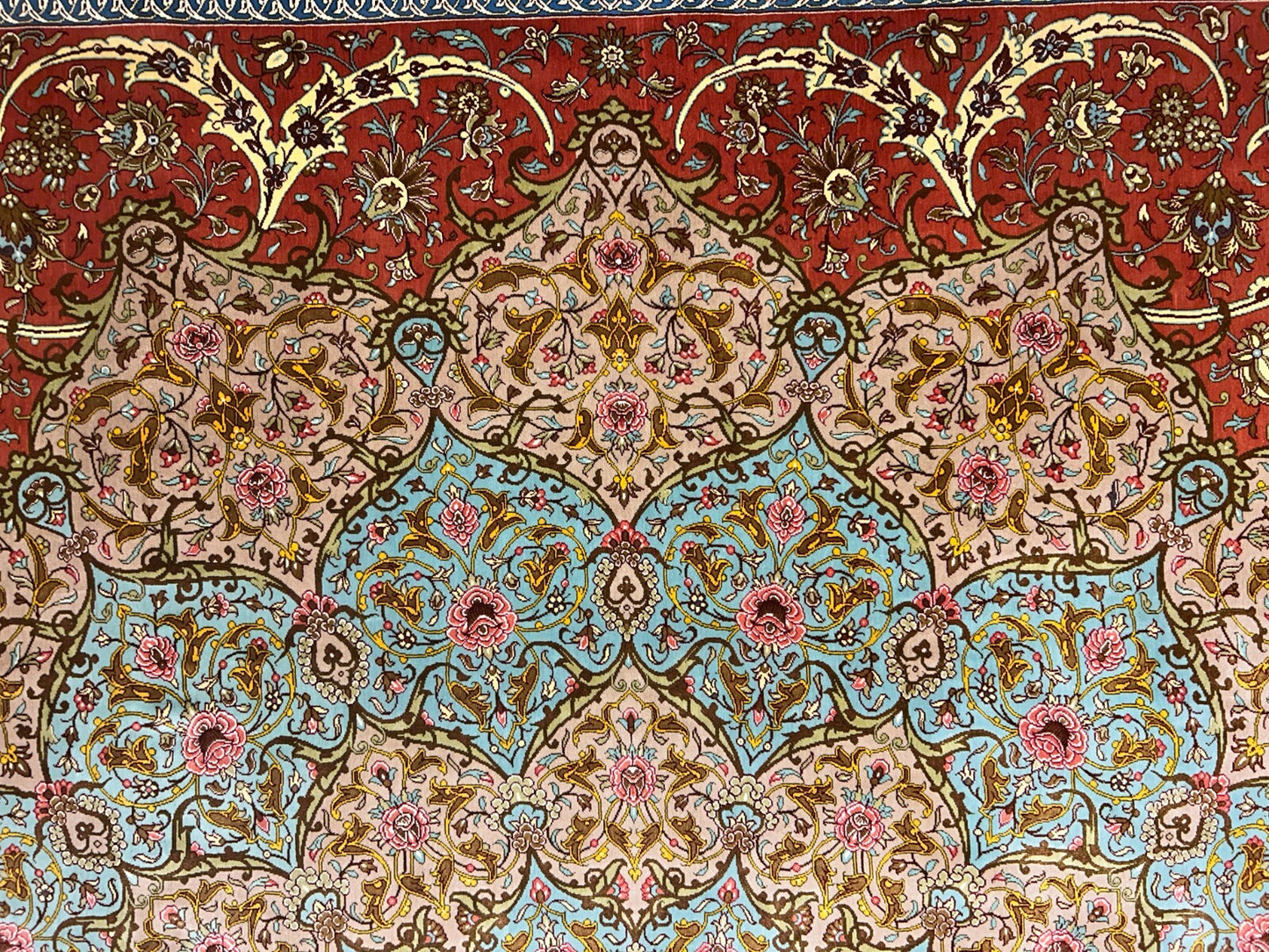 9'9"x13'4" Exquisite Signed Hand-Knotted 100% Silk Qume Rug