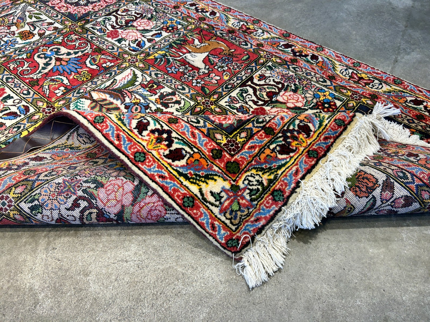 3'5"x5'2" Hand-Knotted 100% Lamb Wool Bakhtiarie Carpet - Area Rug