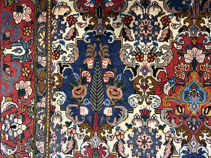 6'7"x10'4" Hand-Knotted 100% Lamb Wool Bakhtiarie Carpet - Area Rug