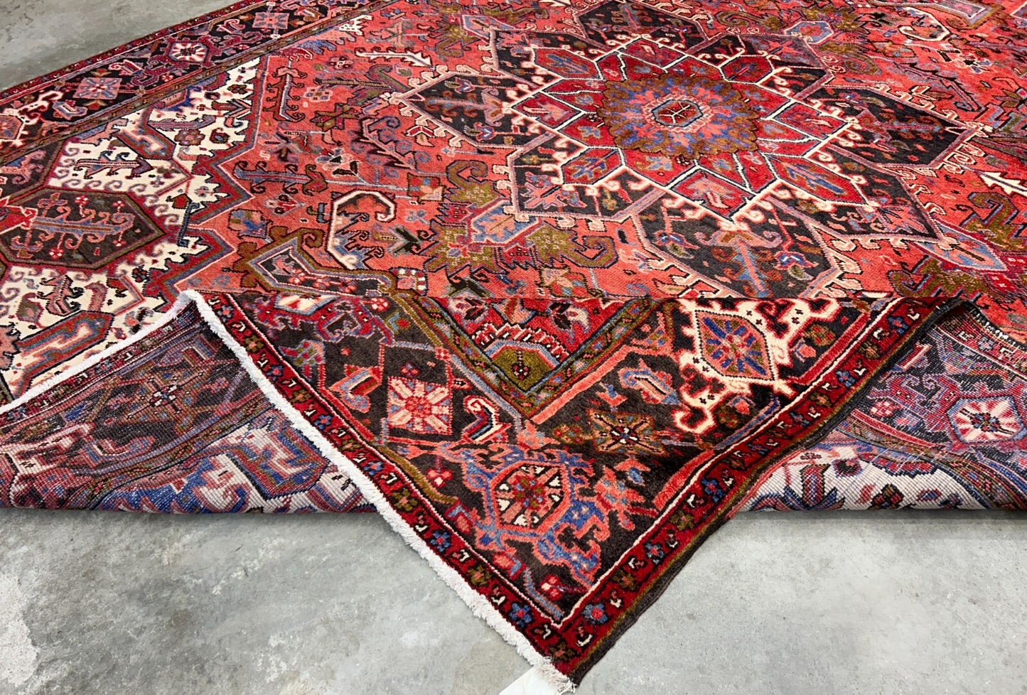 8'9"x11'4" Hand-Knotted 100% Wool Pile Herize Rug