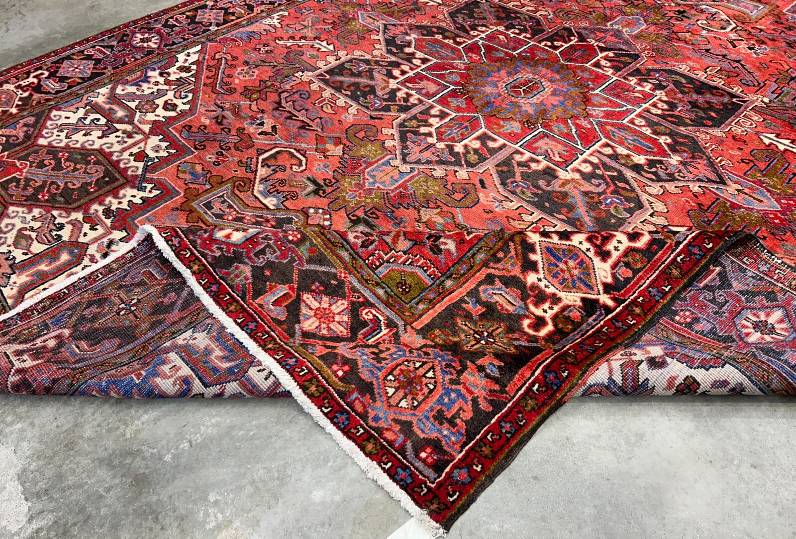 8'9"x11'4" Hand-Knotted 100% Wool Pile Herize Rug