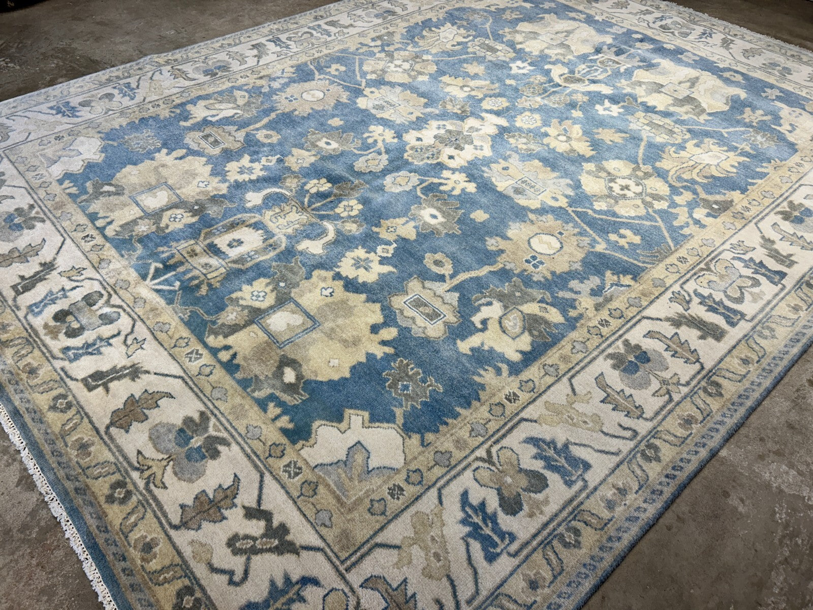 9'1"x12'2" Hand-Knotted 100% Wool Pile Oushak Rug