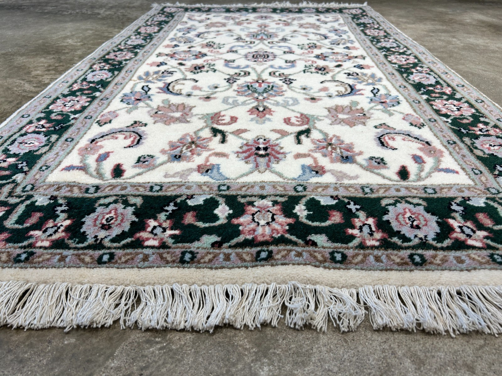 2'1"x5'1" Hand-Knotted 100% Wool Pile All-Over Area Rug