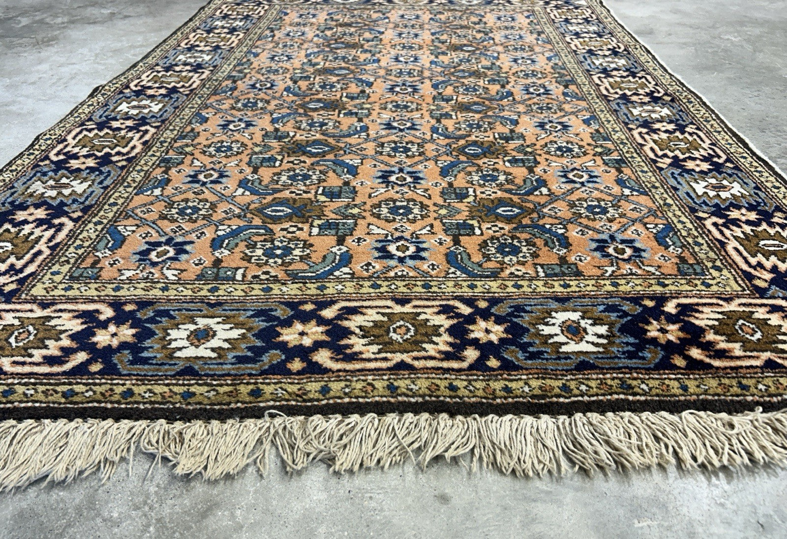 3’4”x5’2” Vintage Hand-Knotted 100% Wool Pile Bidjar Area Rug - Carpet