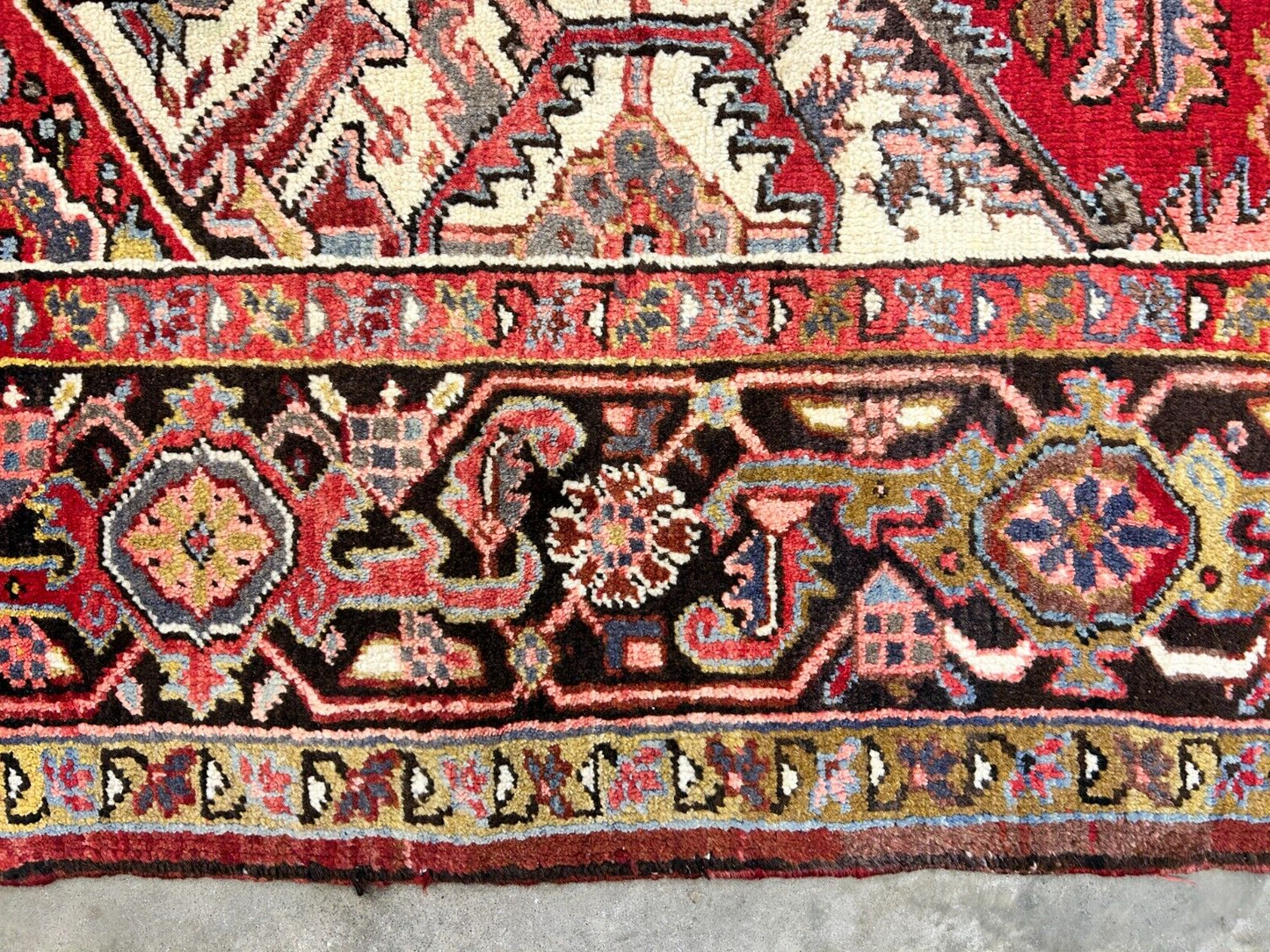 9'x11'9" Hand-Knotted 100% Wool Pile Herize Rug