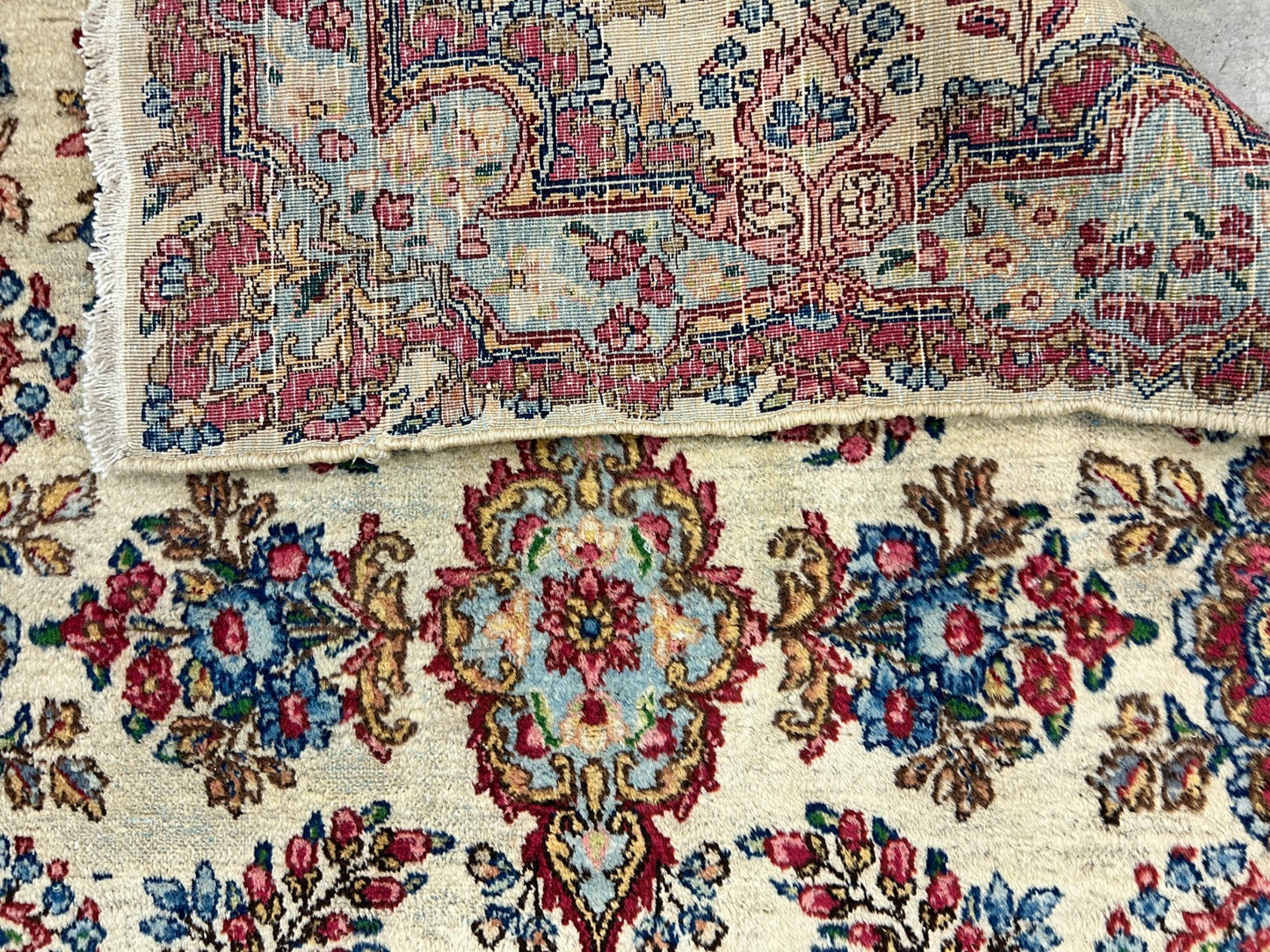 2'11"x5'1" Antique Hand-Knotted 100% Wool Pile Kermane Area Rug - Carpet