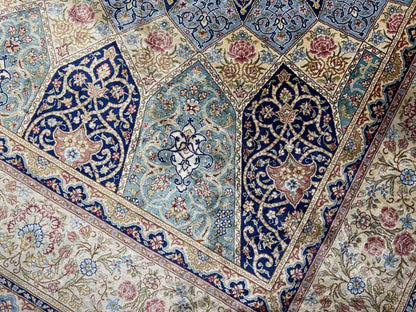 6'x9' Exquisite Hand-Knotted 100% Silk Oriental Rug