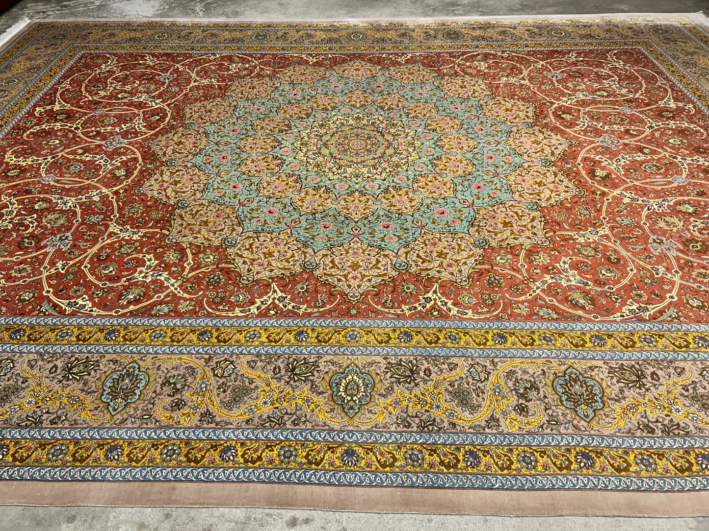 9'9"x13'4" Exquisite Signed Hand-Knotted 100% Silk Qume Rug