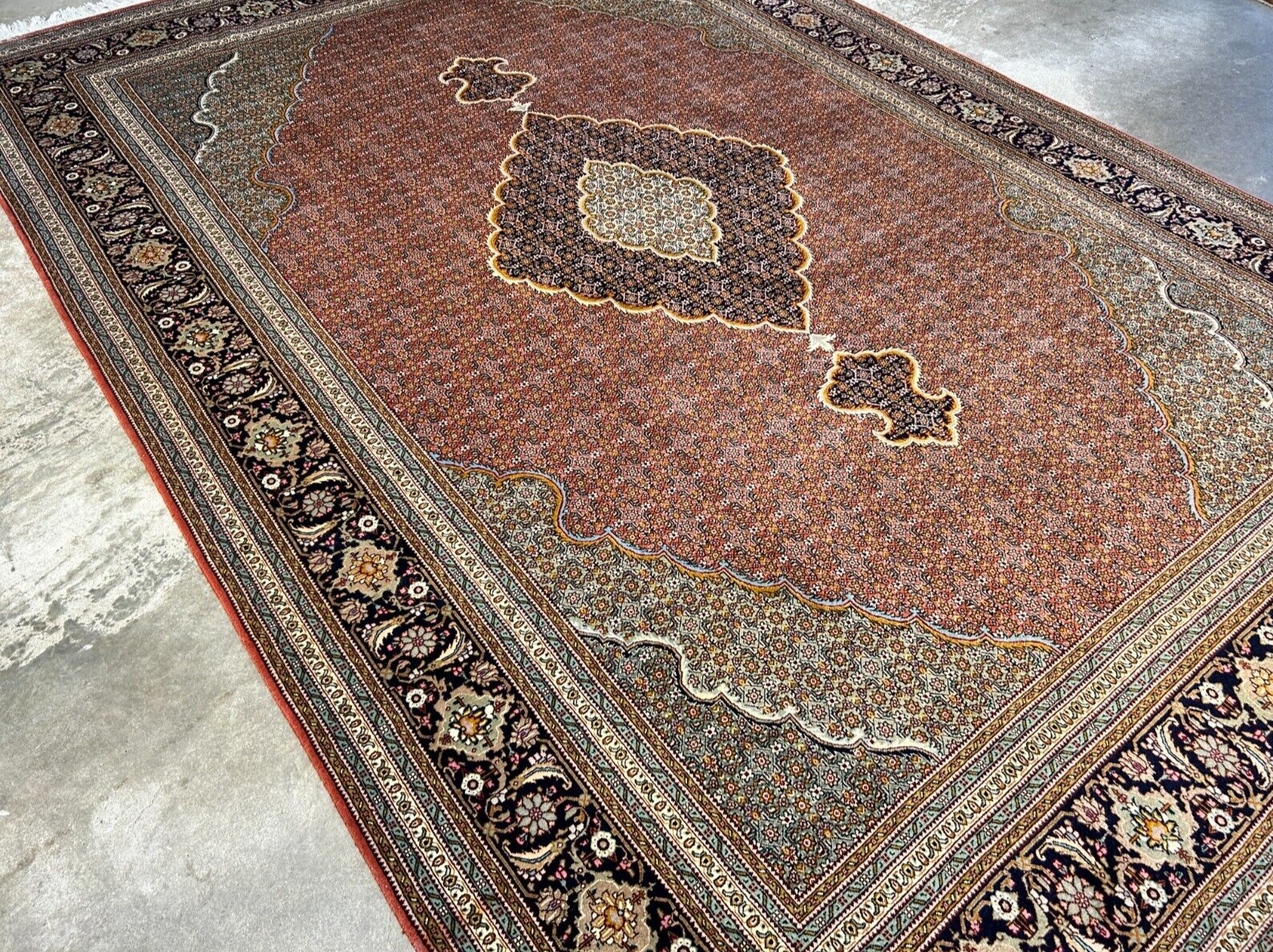 6'8"x10'1" Fine Hand-Knotted Wool & Silk Blend Tabrize Mahi Carpet - Area Rug