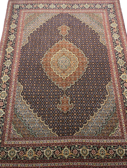 5'x6'7" Fine Hand-Knotted Wool & Silk Blend Tabrize Mahi Carpet - Area Rug