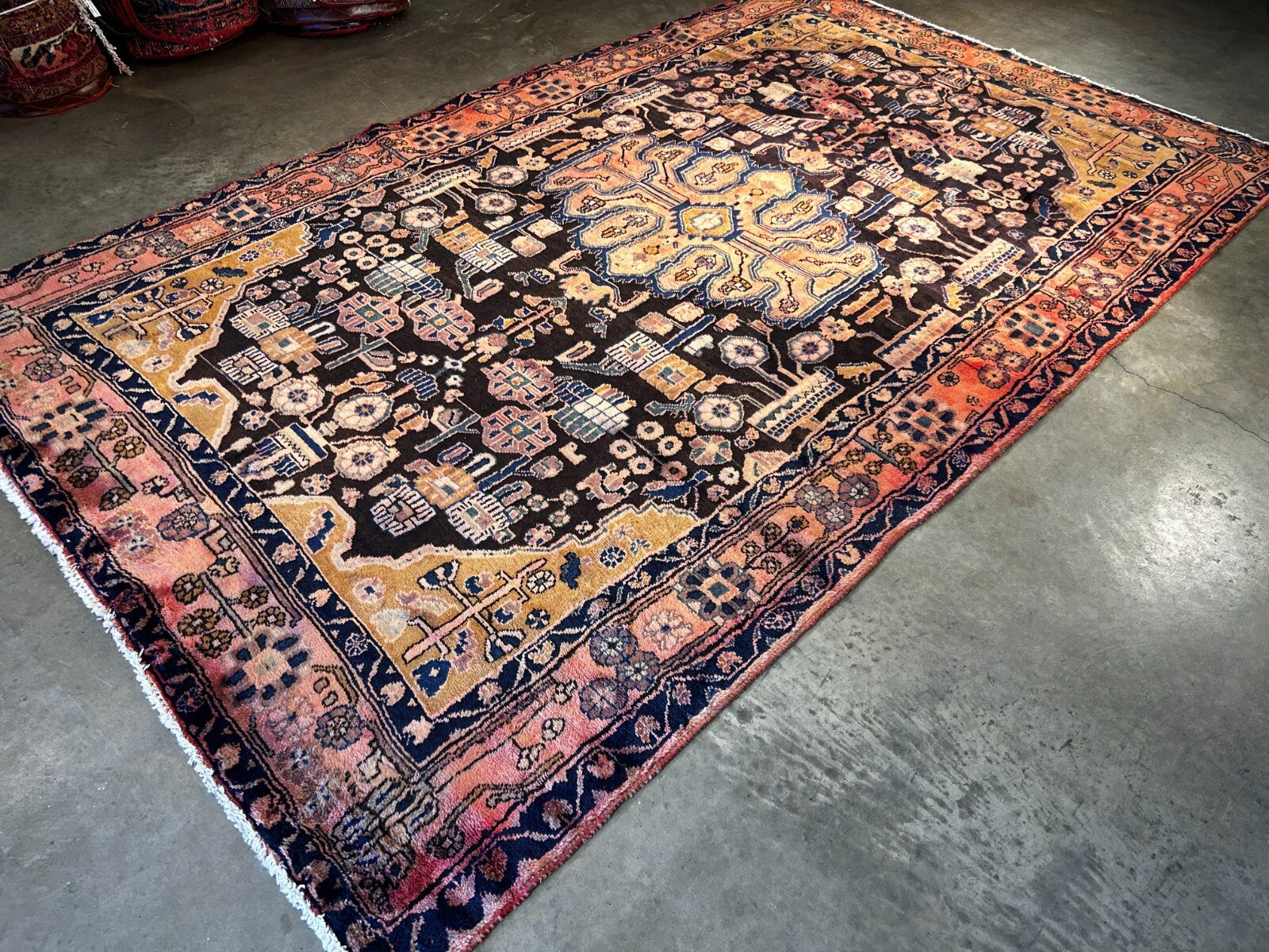 5'6" x 9'5" Hand-Knotted 100% Wool Pile Nahavande Area Rug - Carpet