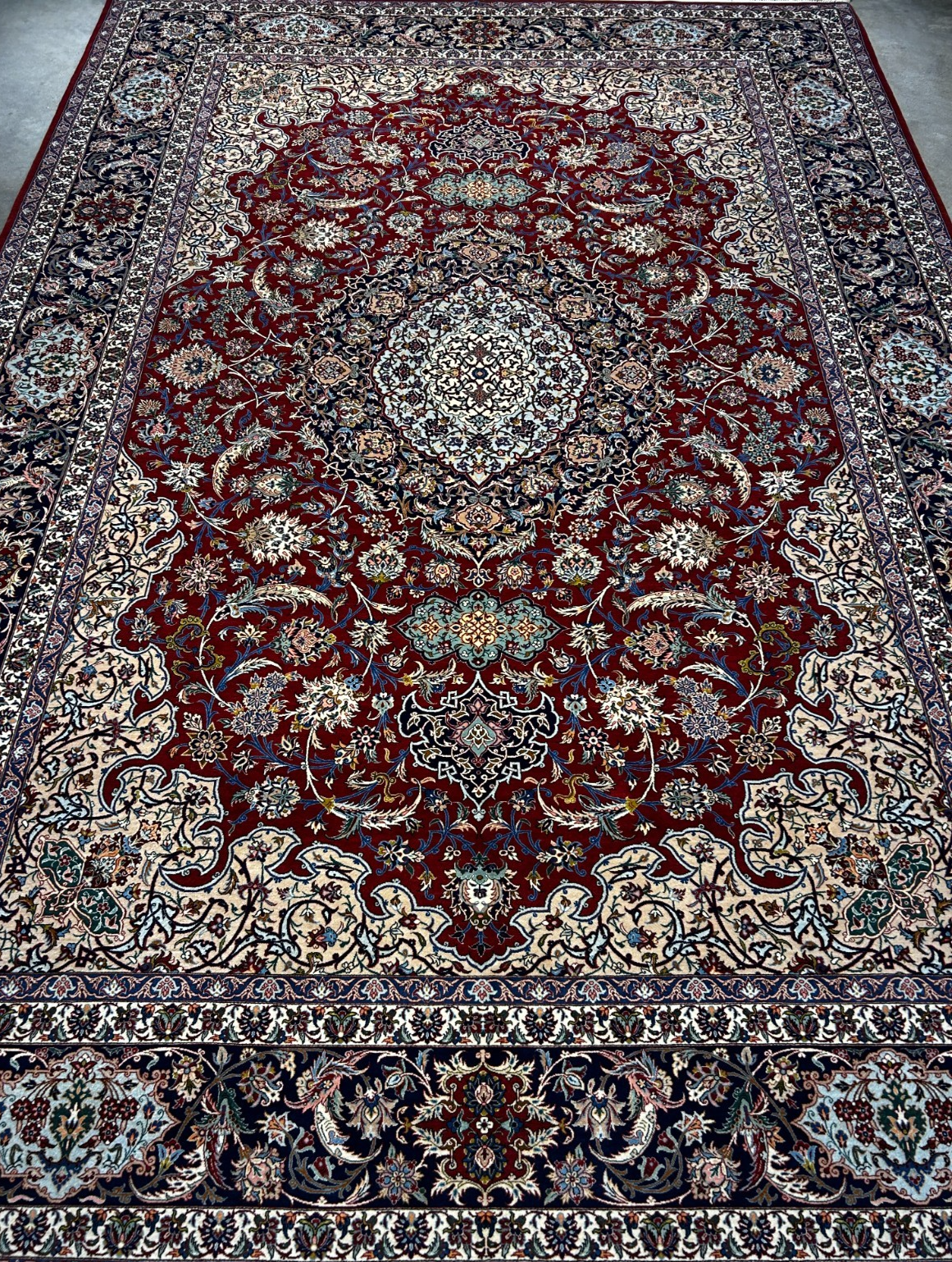 8'1"x11'9" Very Fine Hand-Knotted Wool & Silk Isfahane Area Rug - Signed