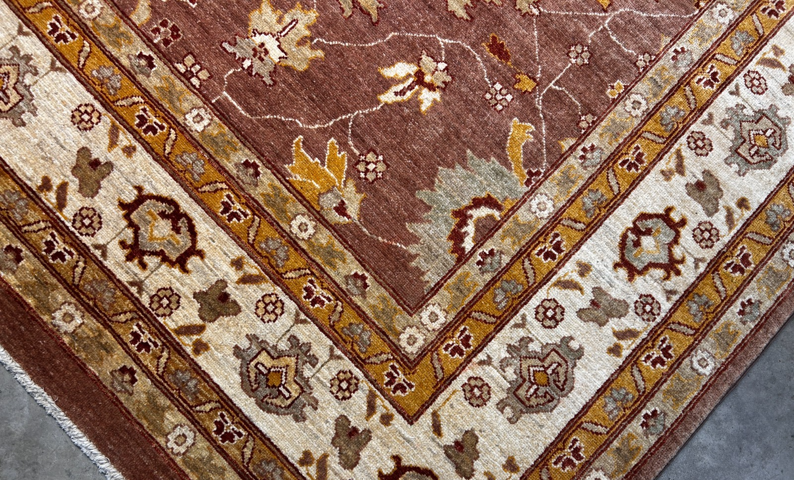 8'6"x11'11" Hand-Knotted 100% Wool Pile Pakistani Area Rug