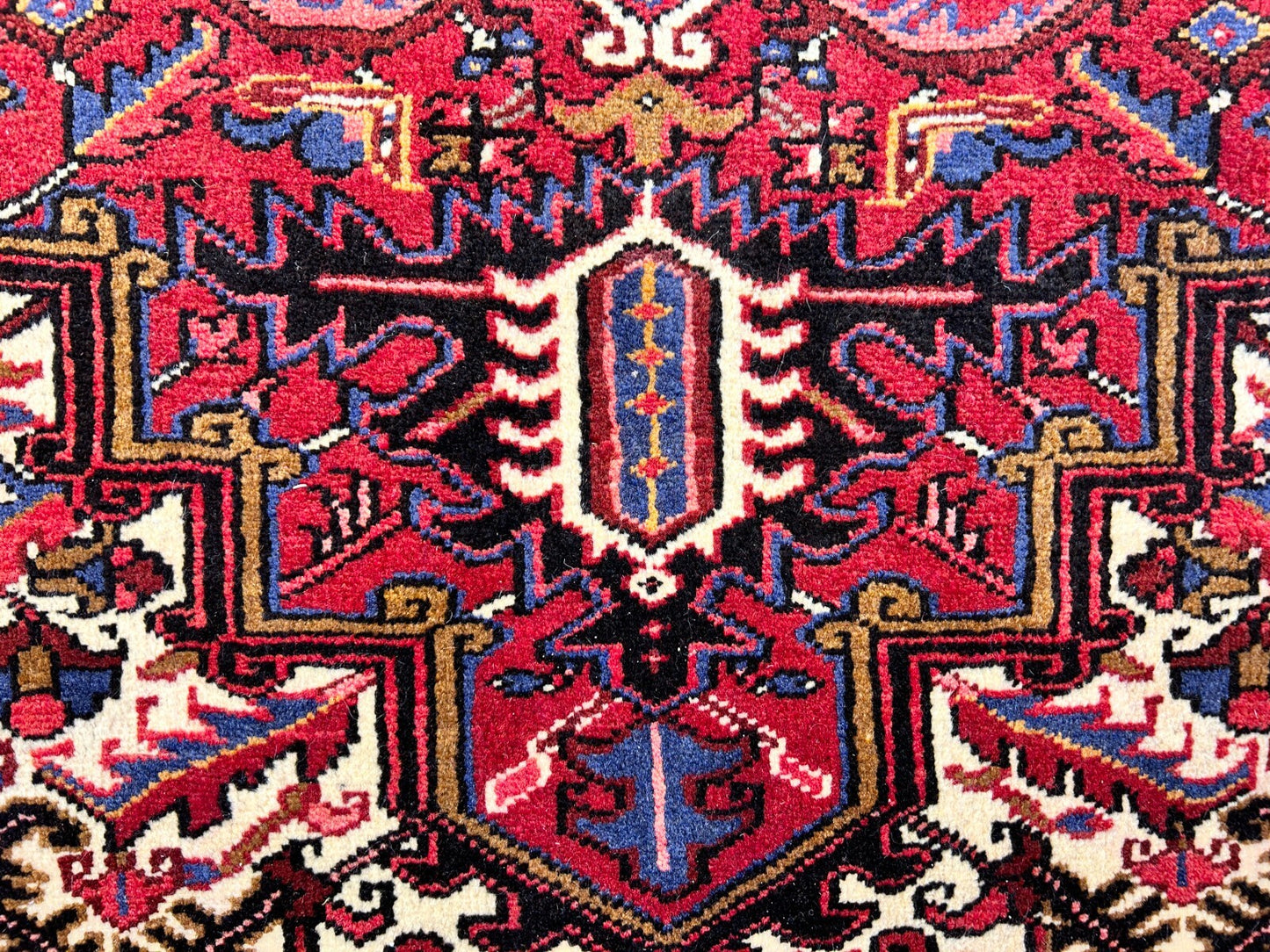 7'3"x9'9" Hand-Knotted 100% Wool Herize Carpet - Area Rug