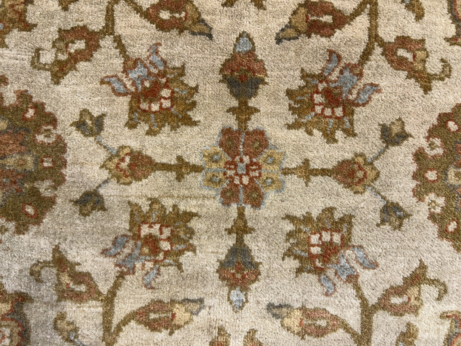 4'2"x6' Fine Hand-Knotted 100% Wool Pile All-Over Area Rug - Carpet
