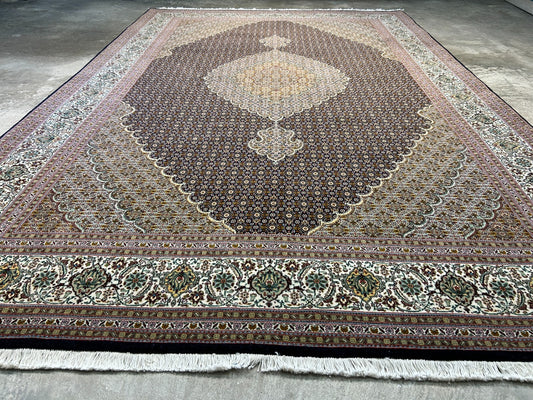 6'10"x10'5" Fine Hand-Knotted Wool & Silk Blend Tabrize Mahi Carpet - Area Rug
