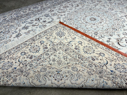 8'4"x12'1" Extra Fine Hand-Knotted Wool & Silk Naine Rug