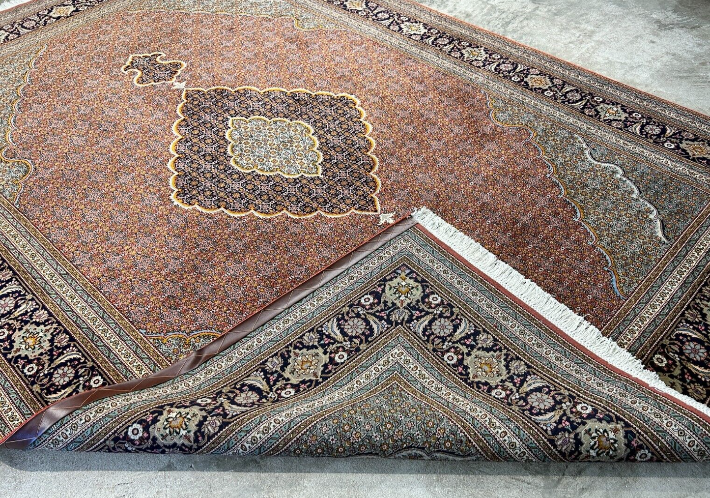 6'8"x10'1" Fine Hand-Knotted Wool & Silk Blend Tabrize Mahi Carpet - Area Rug