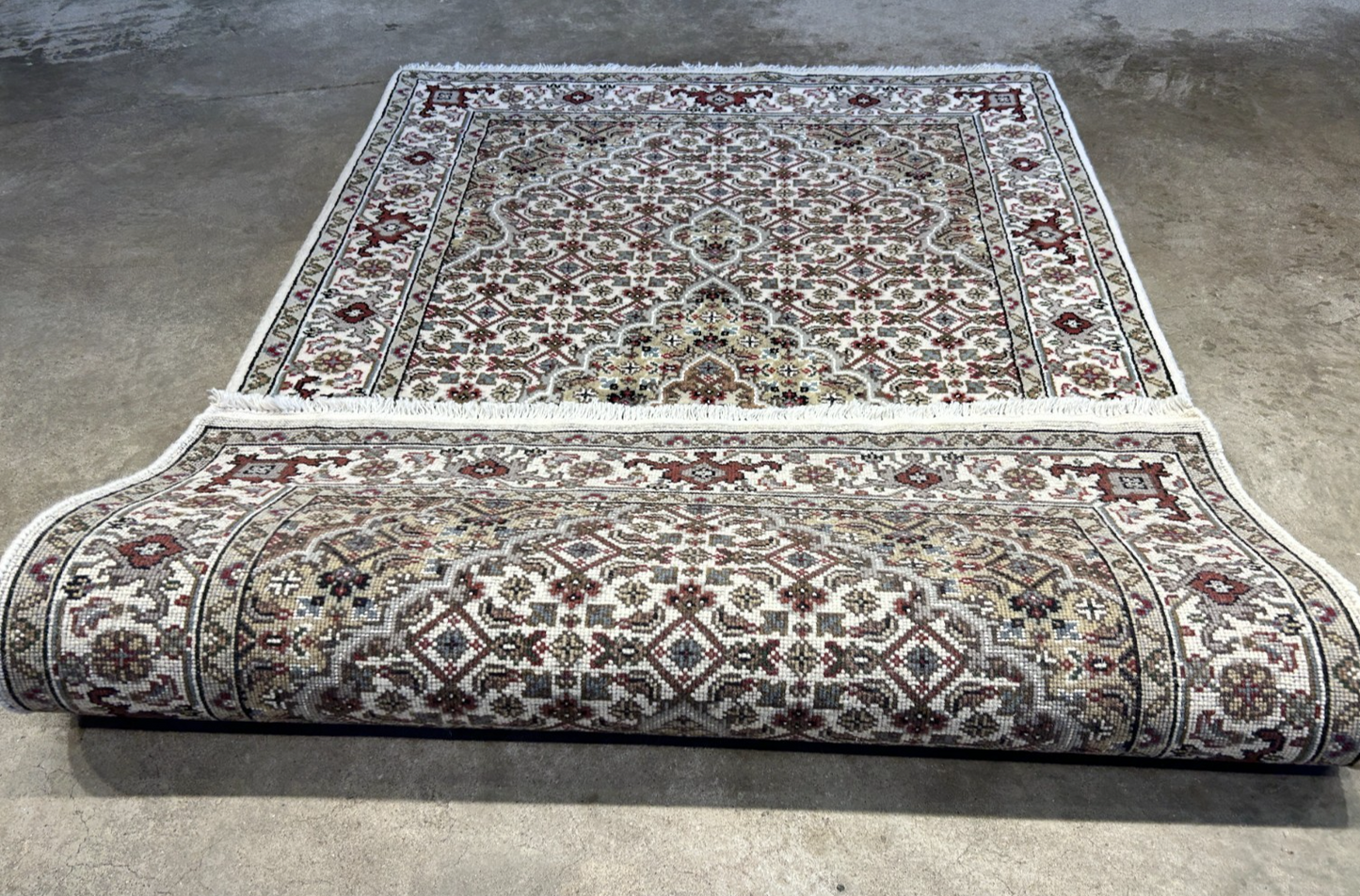 3'x5' Hand-Knotted Wool & Silk Pile Tabrize Mahi Rug