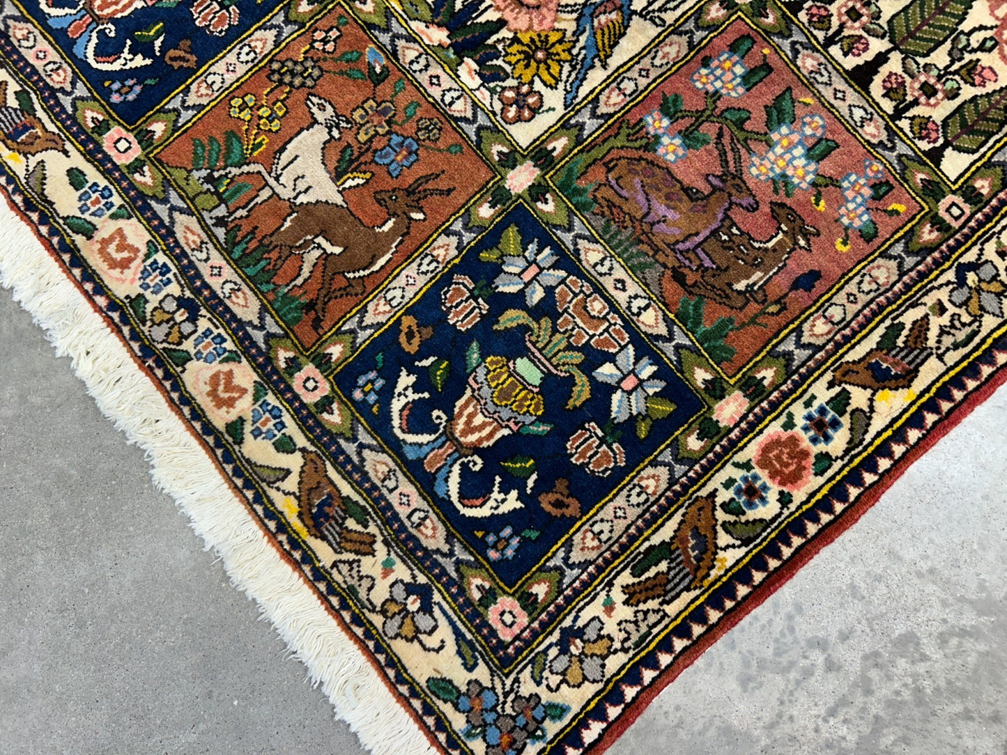 3'5"x5'2" Hand-Knotted 100% Wool Pile Bakhtiarie Area Rug - Carpet